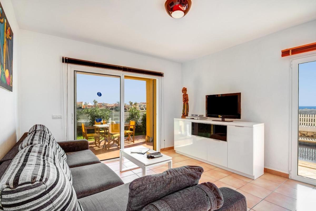 Villa Fiesta Cala'N Blanes  Exterior photo
